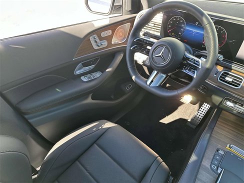 New 2025 Mercedes-Benz GLS 450 4MATIC image 28
