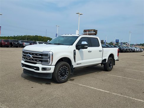 Used 2024 Ford F250 Platinum image 11