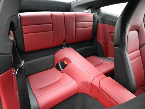 Certified 2025 Porsche 911 Carrera image 11