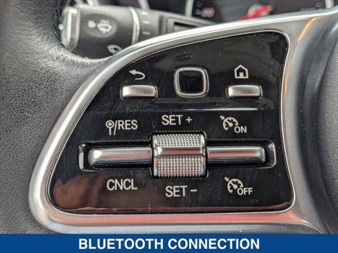 Used 2020 Mercedes-Benz GLC 300 image 16