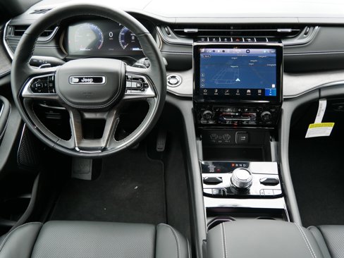 New 2025 Jeep Grand Cherokee Overland w/ Adv Protech Group III image 10