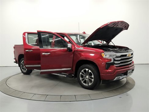 Used 2025 Chevrolet Silverado 1500 High Country w/ Technology Package image 10