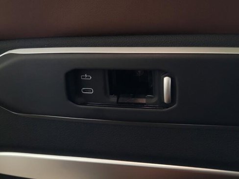 New 2026 BMW X7 xDrive40i w/ Executive Package image 37