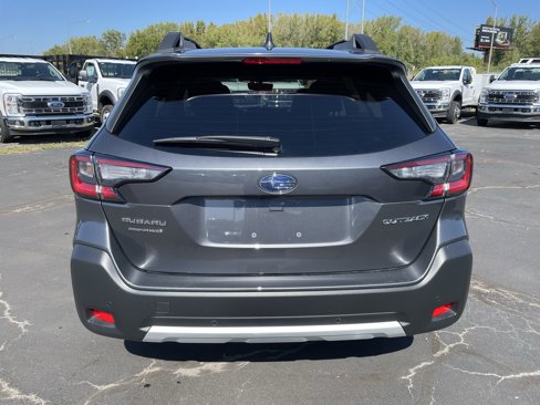New 2025 Subaru Outback Limited image 4