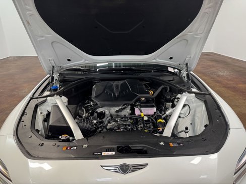 Used 2025 Genesis G70 2.5T image 19