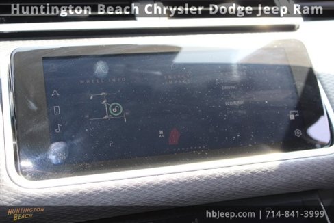Used 2023 Land Rover Range Rover Velar R-Dynamic S image 31