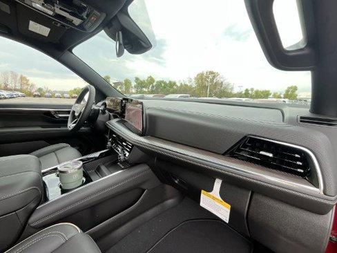 New 2026 Chevrolet Tahoe Premier image 30