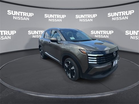 New 2025 Nissan Kicks SR image 2