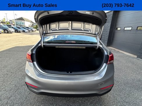 Used 2022 Hyundai Accent SEL image 11