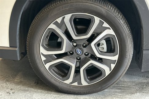Certified 2024 Subaru Ascent Limited image 9