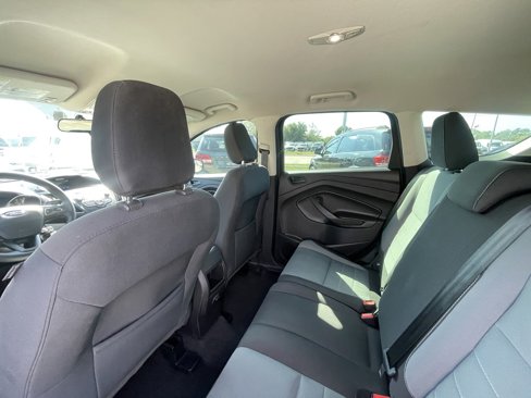 Used 2018 Ford Escape S image 25