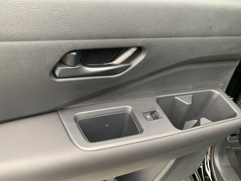 New 2025 Nissan Pathfinder SV w/ SV Premium Package image 21