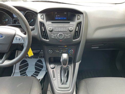 Used 2015 Ford Focus SE image 21
