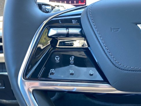 Used 2025 Cadillac Escalade ESV Premium Luxury Platinum image 32