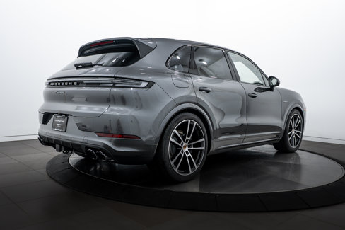 New 2026 Porsche Cayenne E-Hybrid image 7