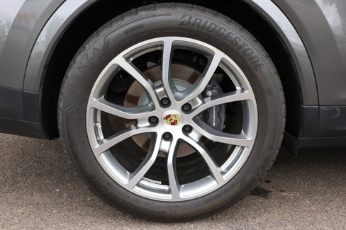 Used 2024 Porsche Cayenne Coupe image 55