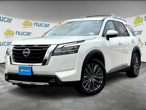 Certified 2024 Nissan Pathfinder SL w/ SL Premium Package image 3