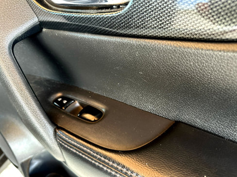 Used 2016 Nissan Rogue SL image 52