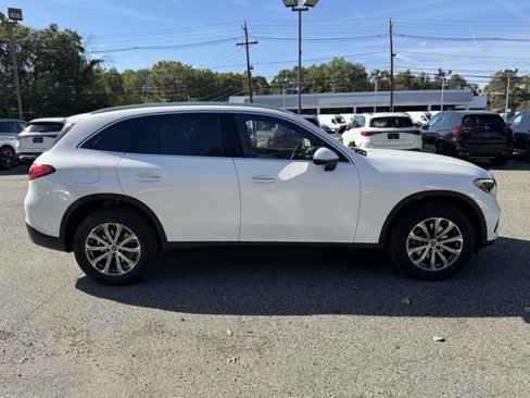 New 2026 Mercedes-Benz GLC 300 4MATIC image 2