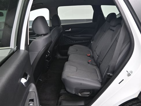 Used 2020 Hyundai Santa Fe SE image 11