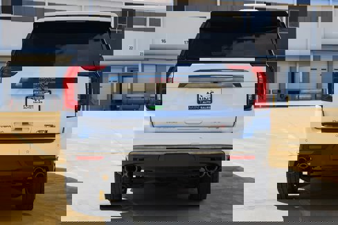 Used 2022 GMC Yukon AT4 w/ Max Trailering Package image 12