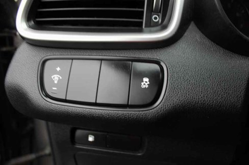Used 2018 Kia Sorento LX image 13