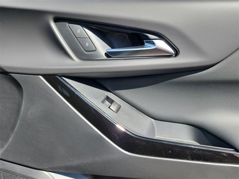 New 2026 Chevrolet Equinox LT w/ Convenience Package II image 13