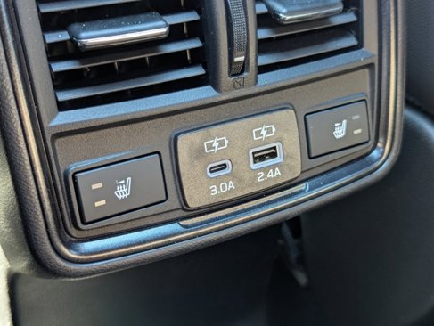 Used 2025 Subaru Forester Touring image 27