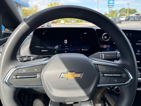 New 2026 Chevrolet Equinox EV LT image 19