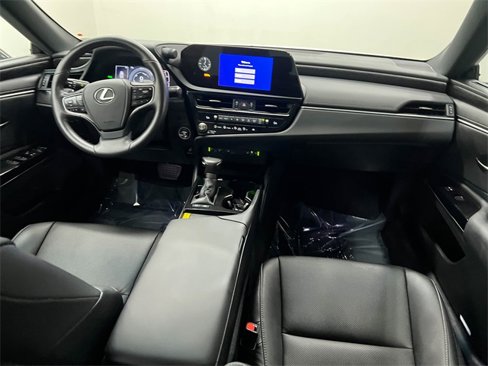 Certified 2025 Lexus ES 300h w/ Premium Package image 14