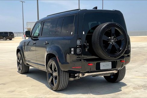 New 2025 Land Rover Defender 110 X image 3