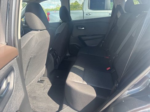 Used 2023 Nissan Rogue SV image 20
