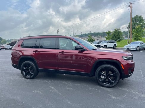 Used 2021 Jeep Grand Cherokee L Laredo image 6