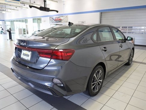 Used 2024 Kia Forte LXS image 13