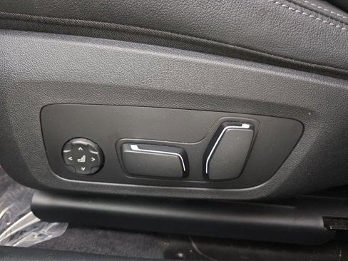 Used 2025 BMW 430i xDrive w/ Premium Package image 13