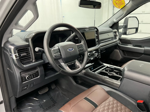 Used 2025 Ford F250 Lariat w/ Lariat Ultimate Package image 11