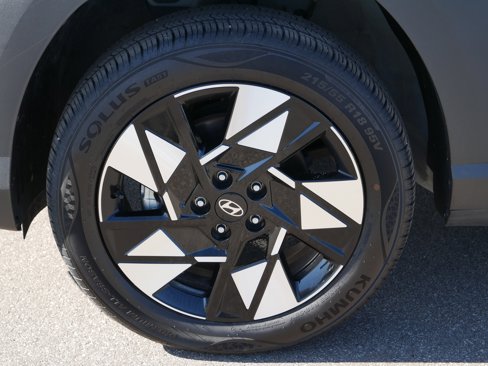 Certified 2025 Hyundai Kona SEL image 15