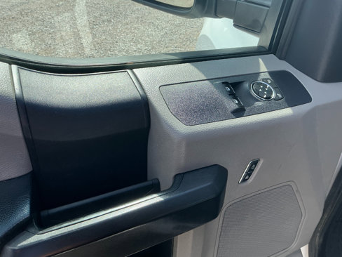 Used 2019 Ford F350 XL w/ Power Equipment Group image 9