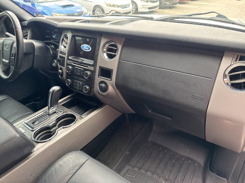 Used 2017 Ford Expedition EL Limited w/ Equipment Group 301A image 19