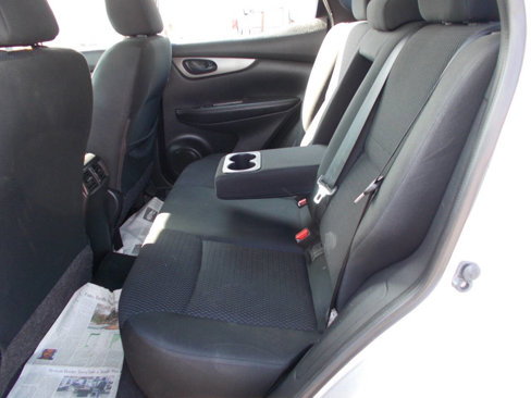 Used 2019 Nissan Rogue Sport S image 7
