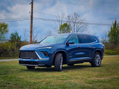 New 2026 Buick Enclave Avenir w/ Super Cruise Package image 8