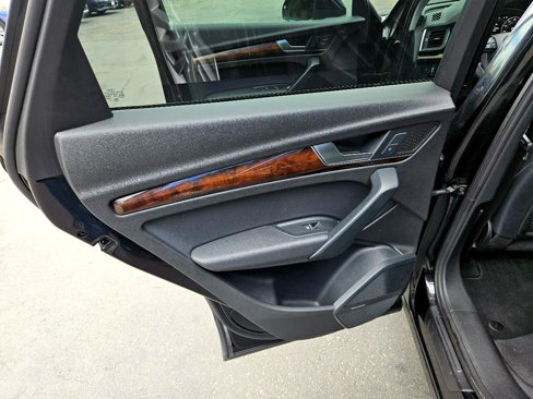 Used 2018 Audi Q5 2.0T Premium Plus w/ Premium Plus Package image 28