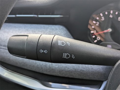 Used 2023 Jeep Compass Sport image 25