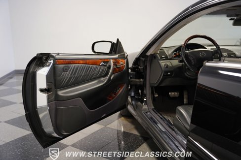 Used 2003 Mercedes-Benz CL 600 image 36