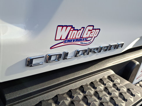 New 2026 Chevrolet Colorado W/T image 5
