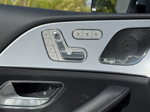 New 2026 Mercedes-Benz GLS 450 4MATIC image 18
