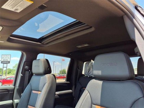 New 2025 GMC Sierra 2500 AT4 w/ AT4 Premium Plus Package image 6