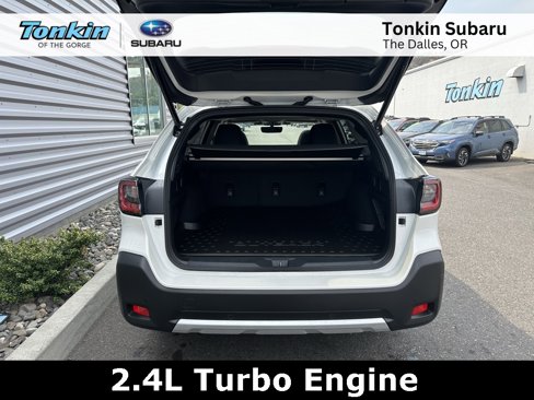 New 2025 Subaru Outback Limited XT image 4