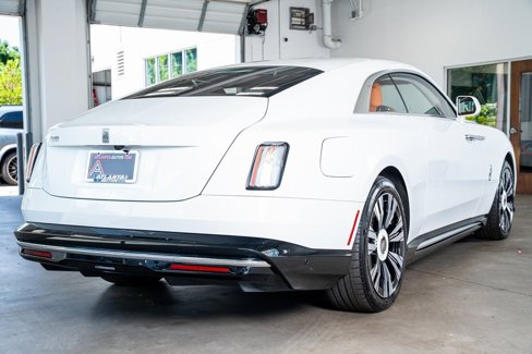Used 2024 Rolls-Royce Spectre w/ Spectre Launch Package image 6