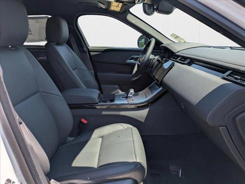 New 2026 Land Rover Range Rover Velar Dynamic SE image 17